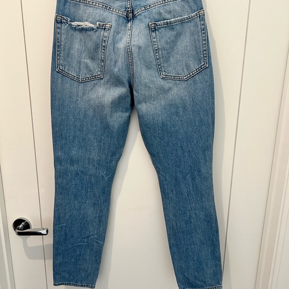 SOLD - Frame distressed jeans in light blue, size 30 - Picture 3 of 3